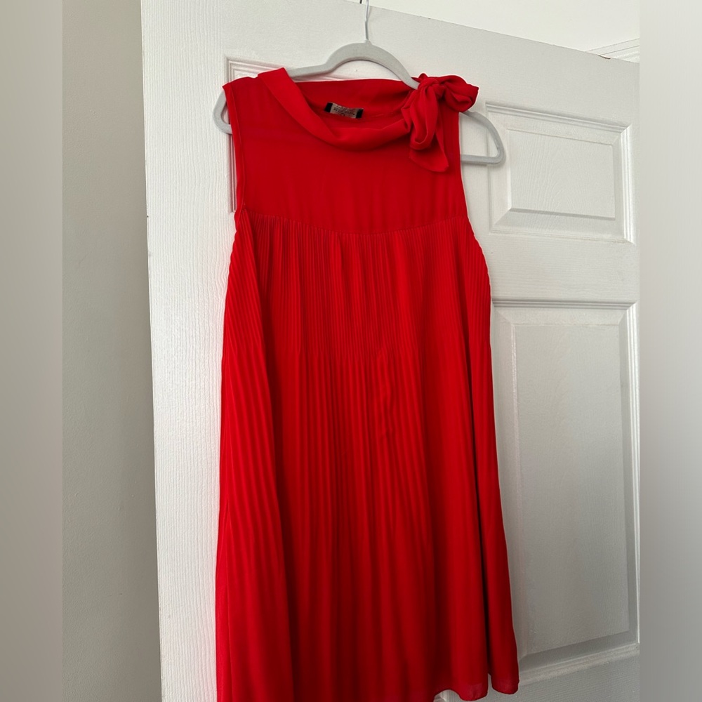 Classy red bow dress